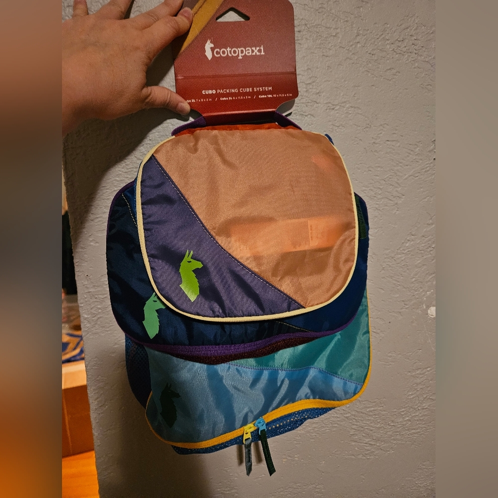 Cotopaxi packing cubes